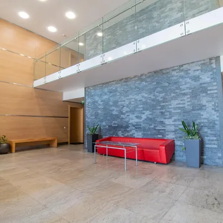 Apartamento Comfort & Views Over Near Airport And Center *