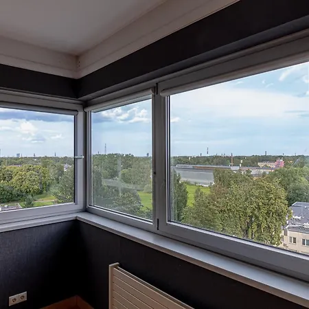 公寓 Comfort & Views Over Near Airport And Center *